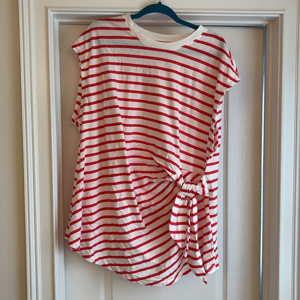 NWT Red and White Striped Maternity Top - size XXL